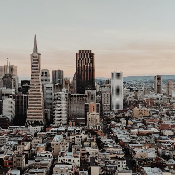 Sophia Johnson - Expat family life guide in United States